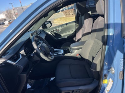 2022 Toyota RAV4 Hybrid SE