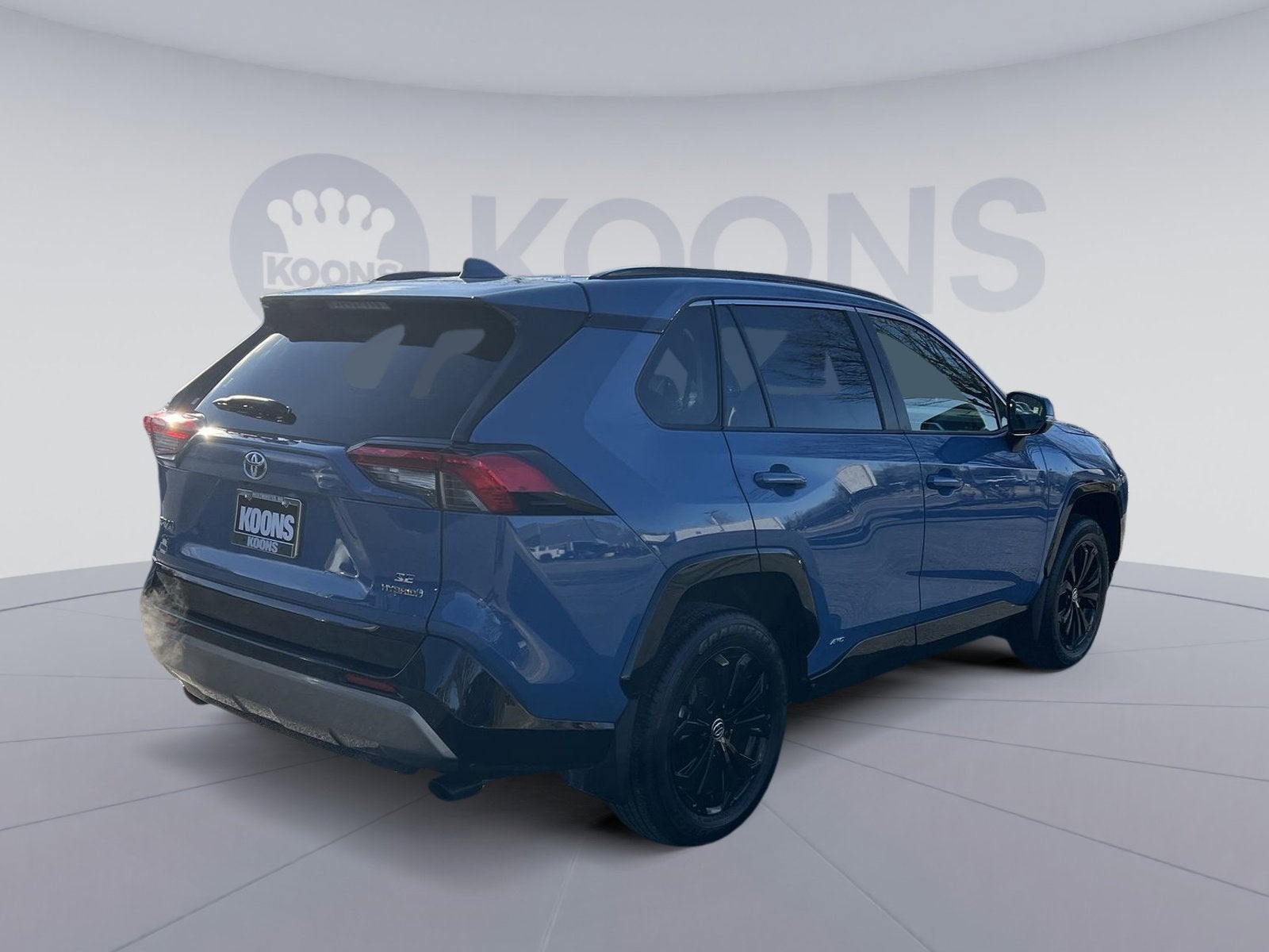 2022 Toyota RAV4 Hybrid SE