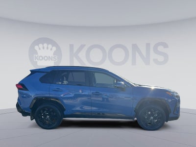 2022 Toyota RAV4 Hybrid SE