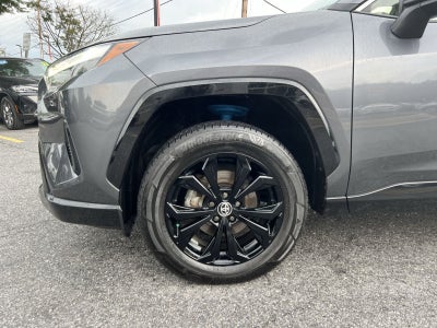 2022 Toyota RAV4 Hybrid SE