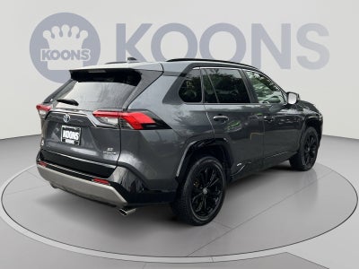 2022 Toyota RAV4 Hybrid SE