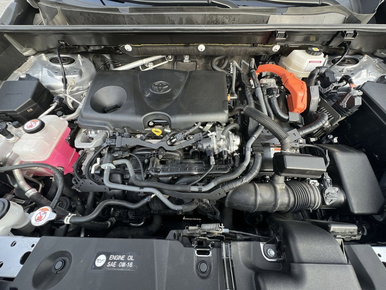 2022 Toyota RAV4 Hybrid SE