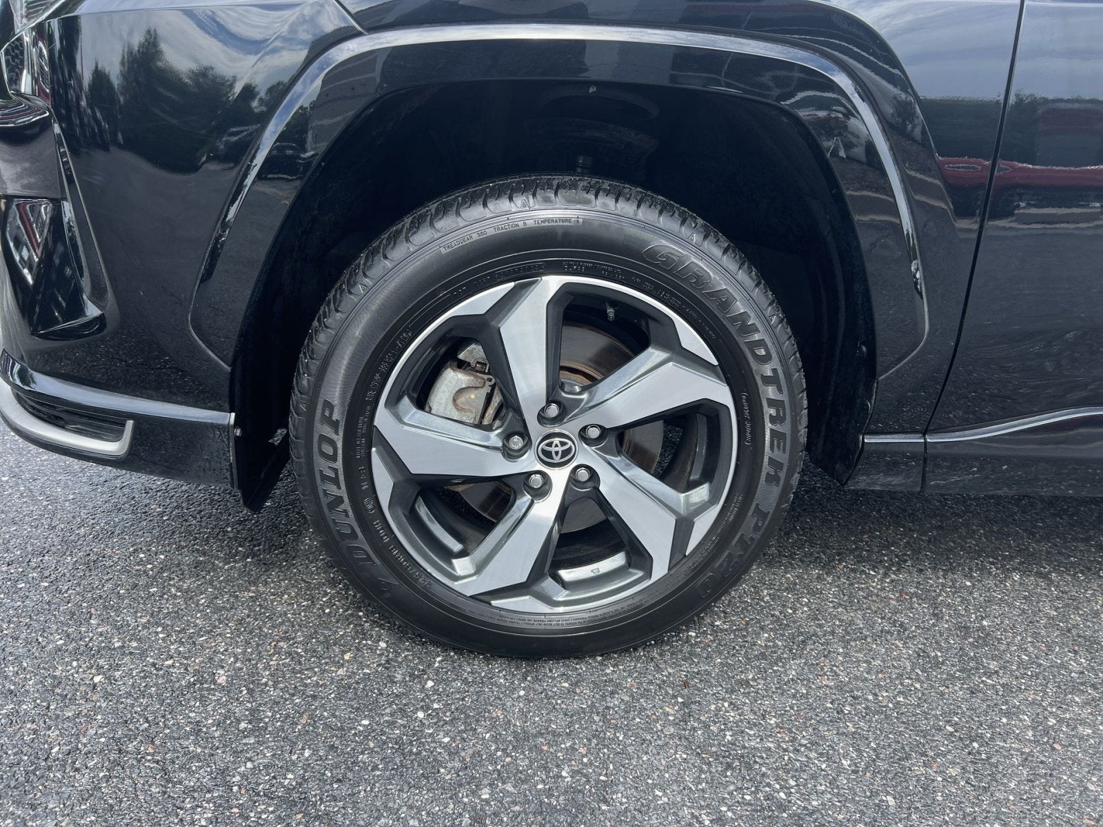 2023 Toyota RAV4 Prime SE