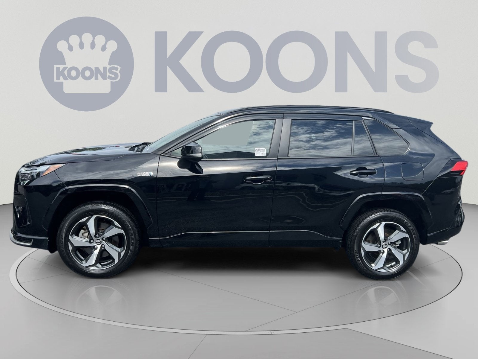2023 Toyota RAV4 Prime SE