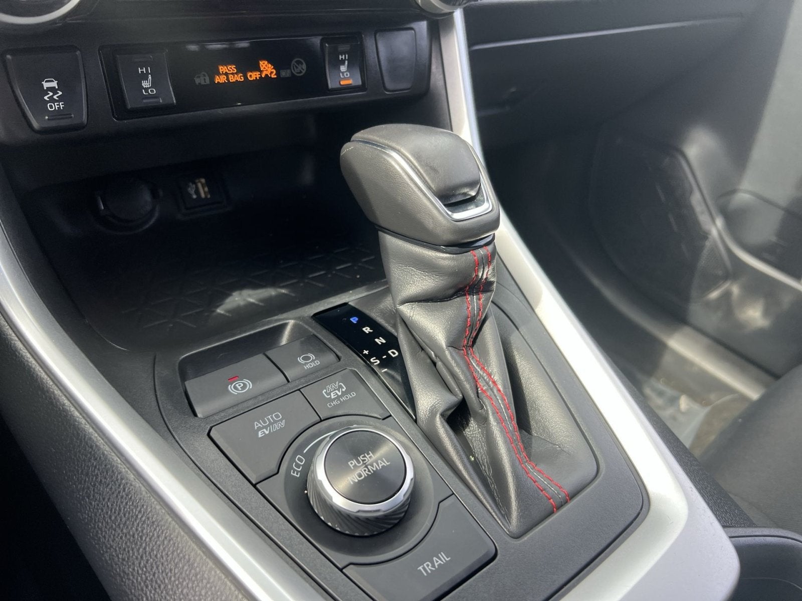 2023 Toyota RAV4 Prime SE