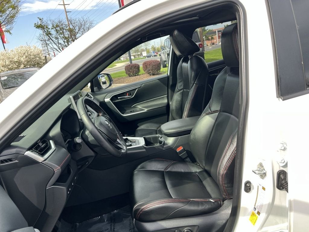 2023 Toyota RAV4 Prime SE