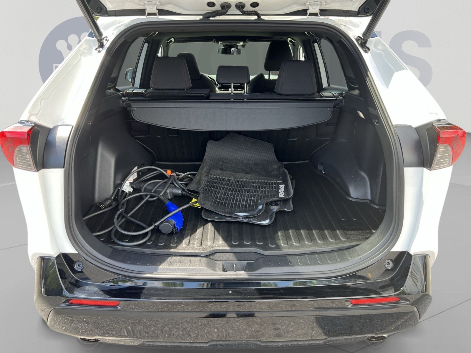 2023 Toyota RAV4 Prime SE