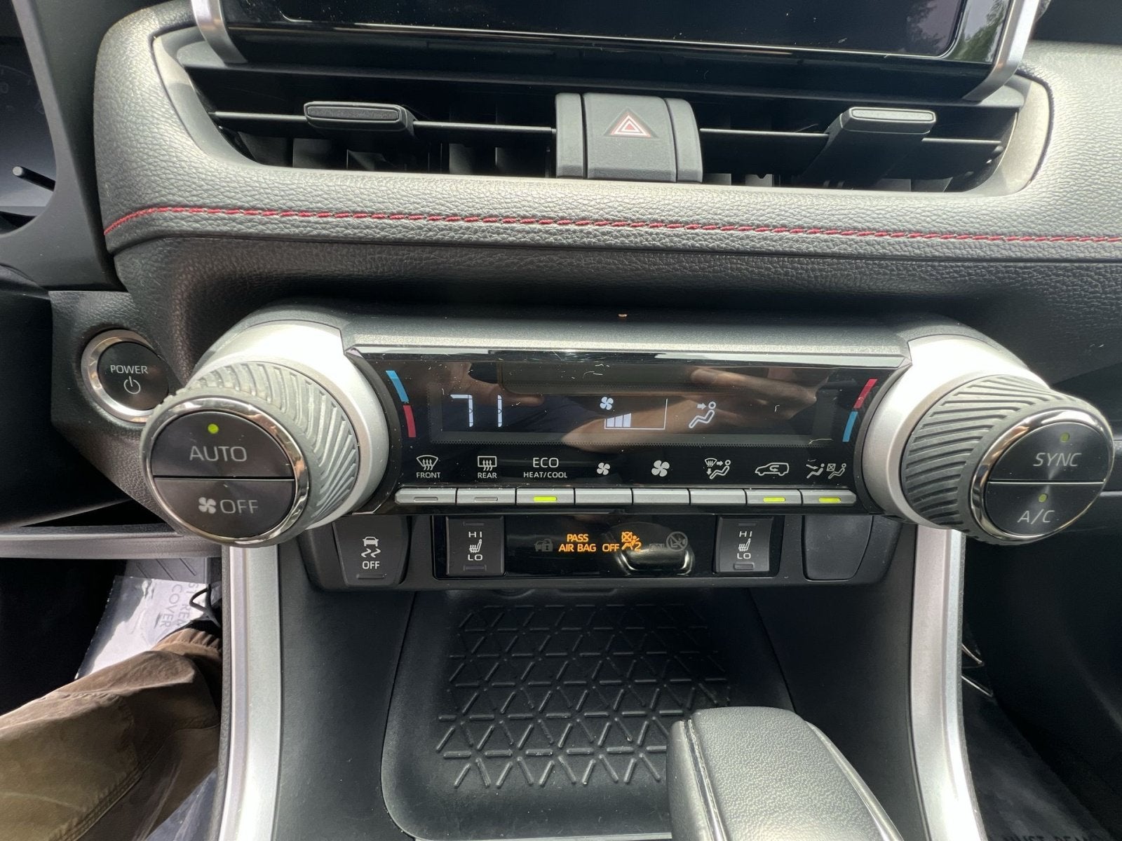 2024 Toyota RAV4 Prime SE