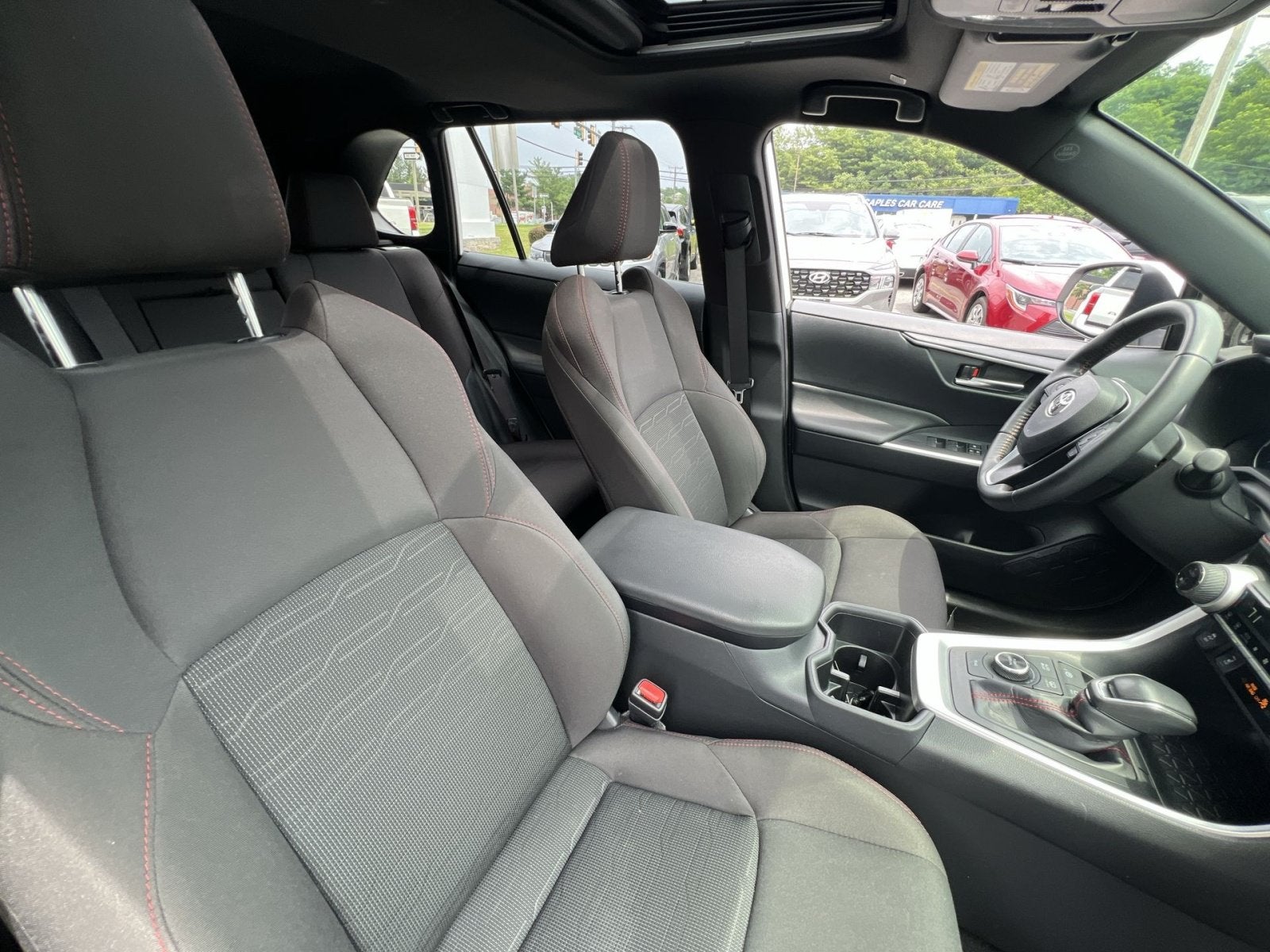 2024 Toyota RAV4 Prime SE