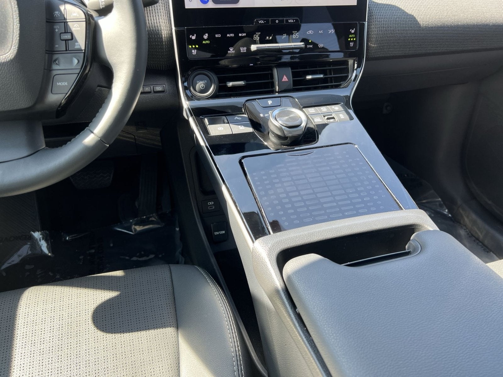 2024 Toyota bZ4X Limited
