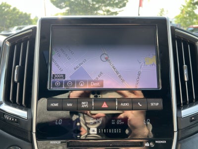2020 Toyota Land Cruiser Base