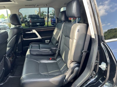2020 Toyota Land Cruiser Base