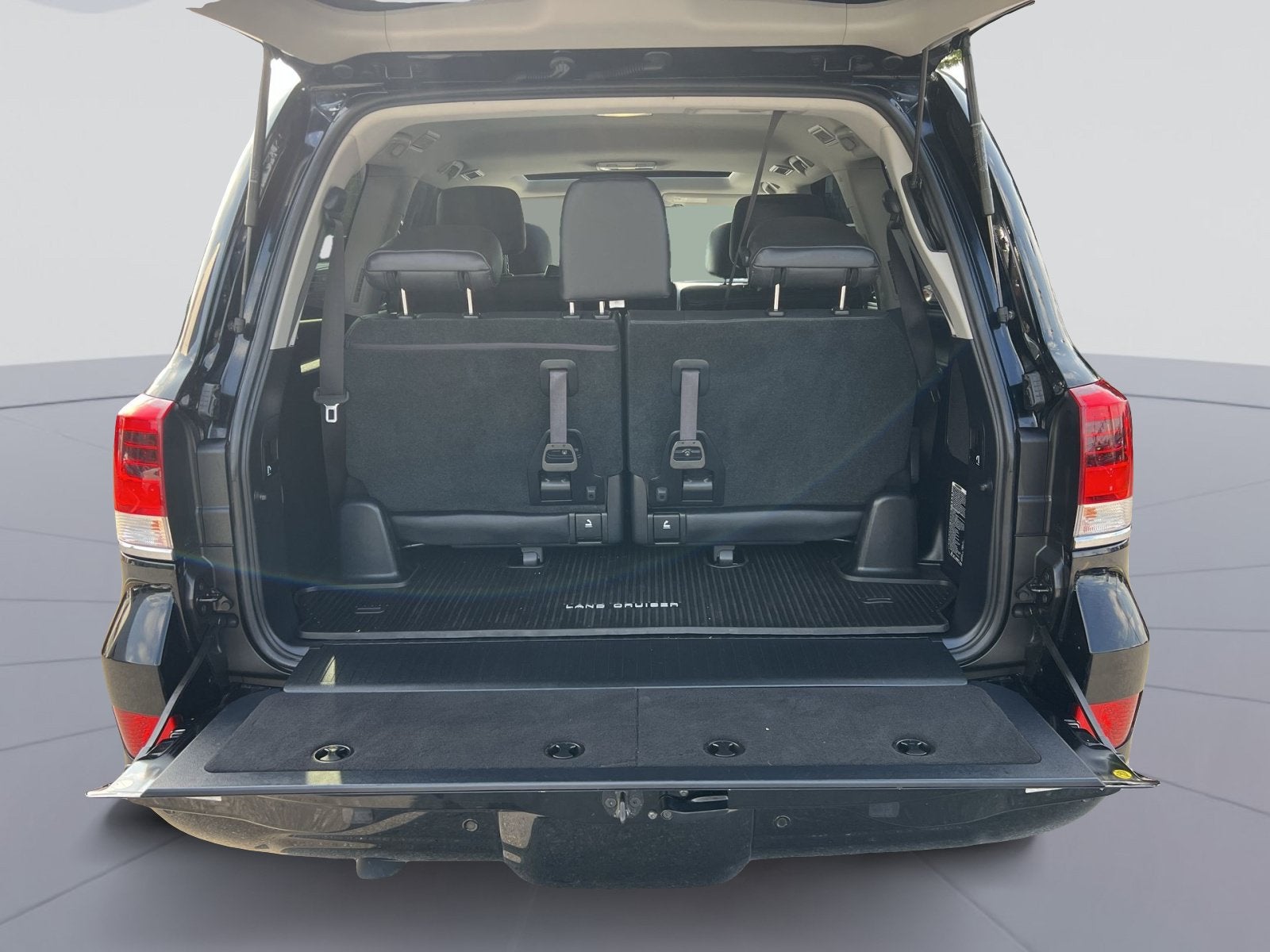 2020 Toyota Land Cruiser Base