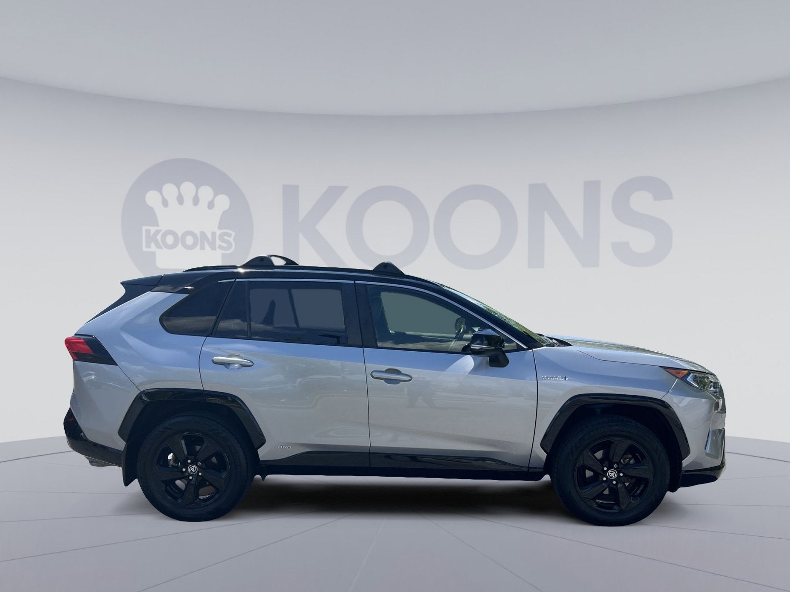 2020 Toyota RAV4 Hybrid XSE