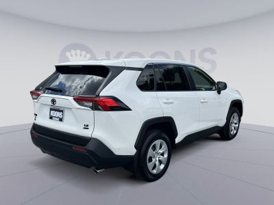 2023 Toyota RAV4 LE