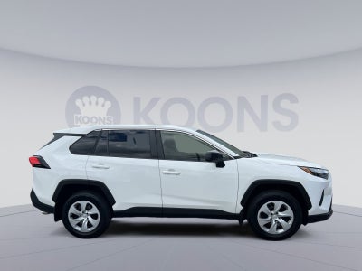2023 Toyota RAV4 LE
