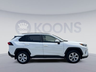 2019 Toyota RAV4 LE
