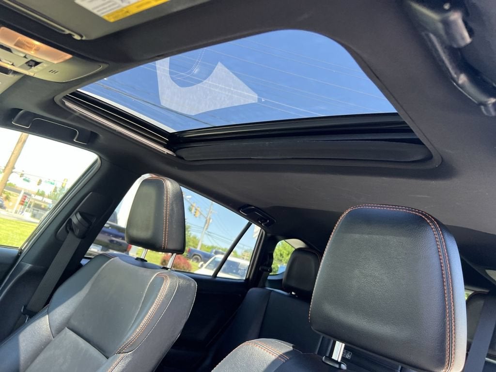 2017 Toyota RAV4 Hybrid SE