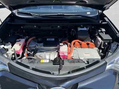 2017 Toyota RAV4 Hybrid SE