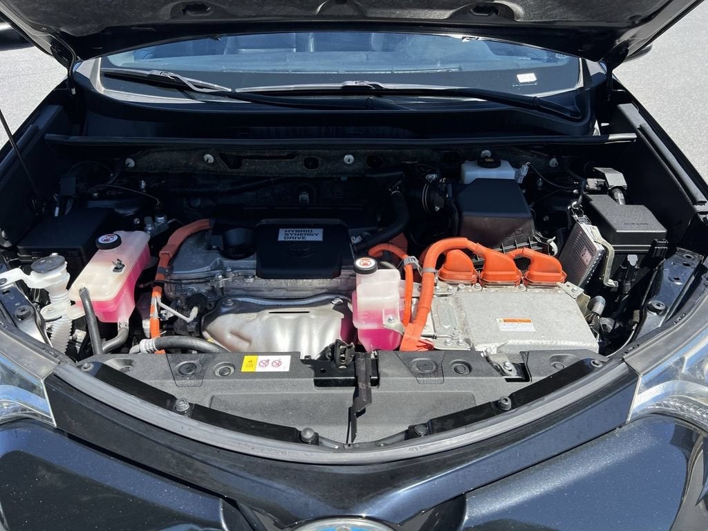 2017 Toyota RAV4 Hybrid SE