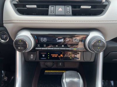 2020 Toyota RAV4 Limited