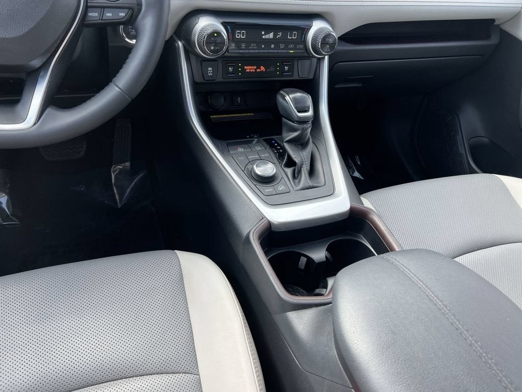 2020 Toyota RAV4 Limited