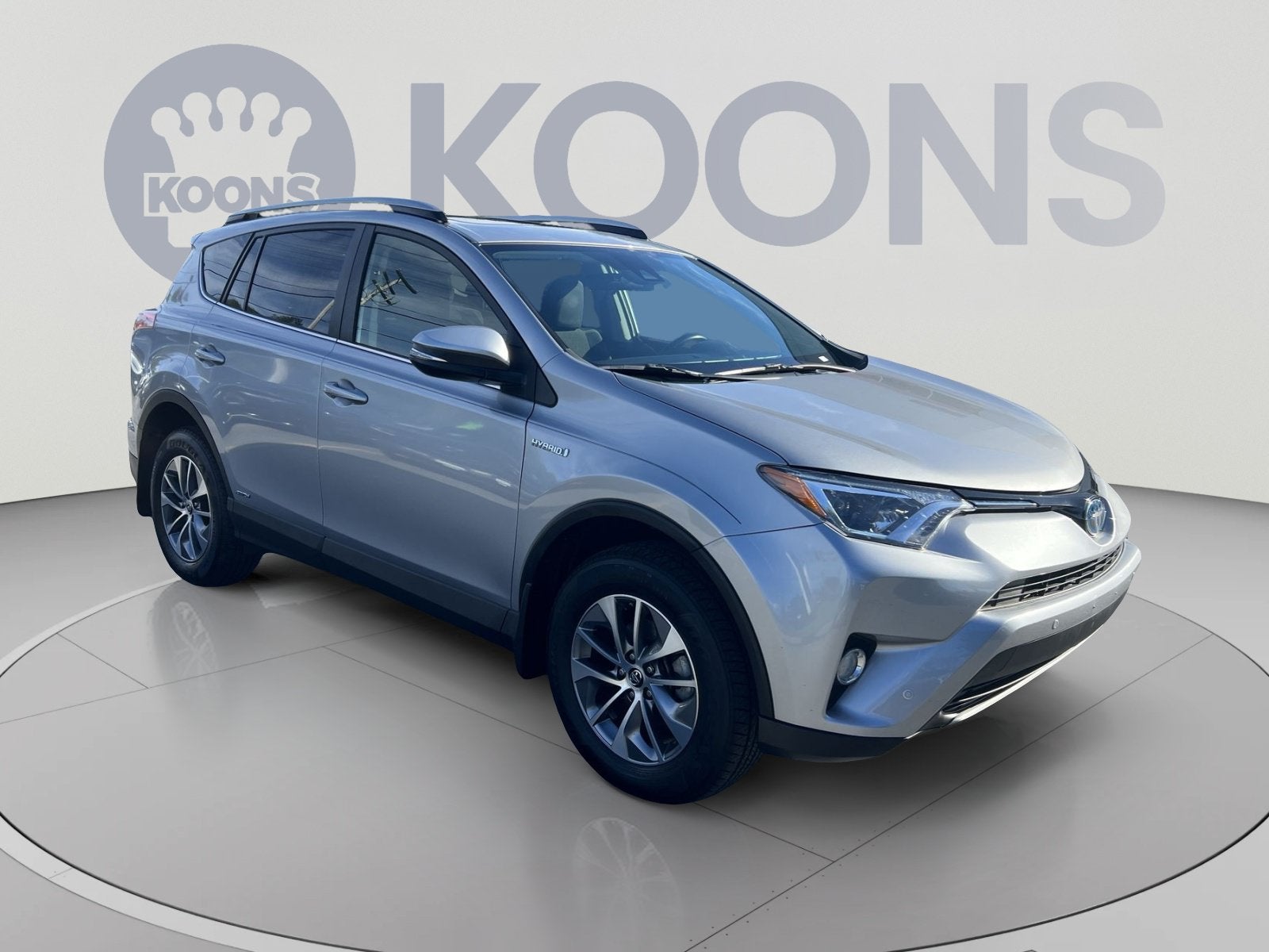 2017 Toyota RAV4 Hybrid XLE