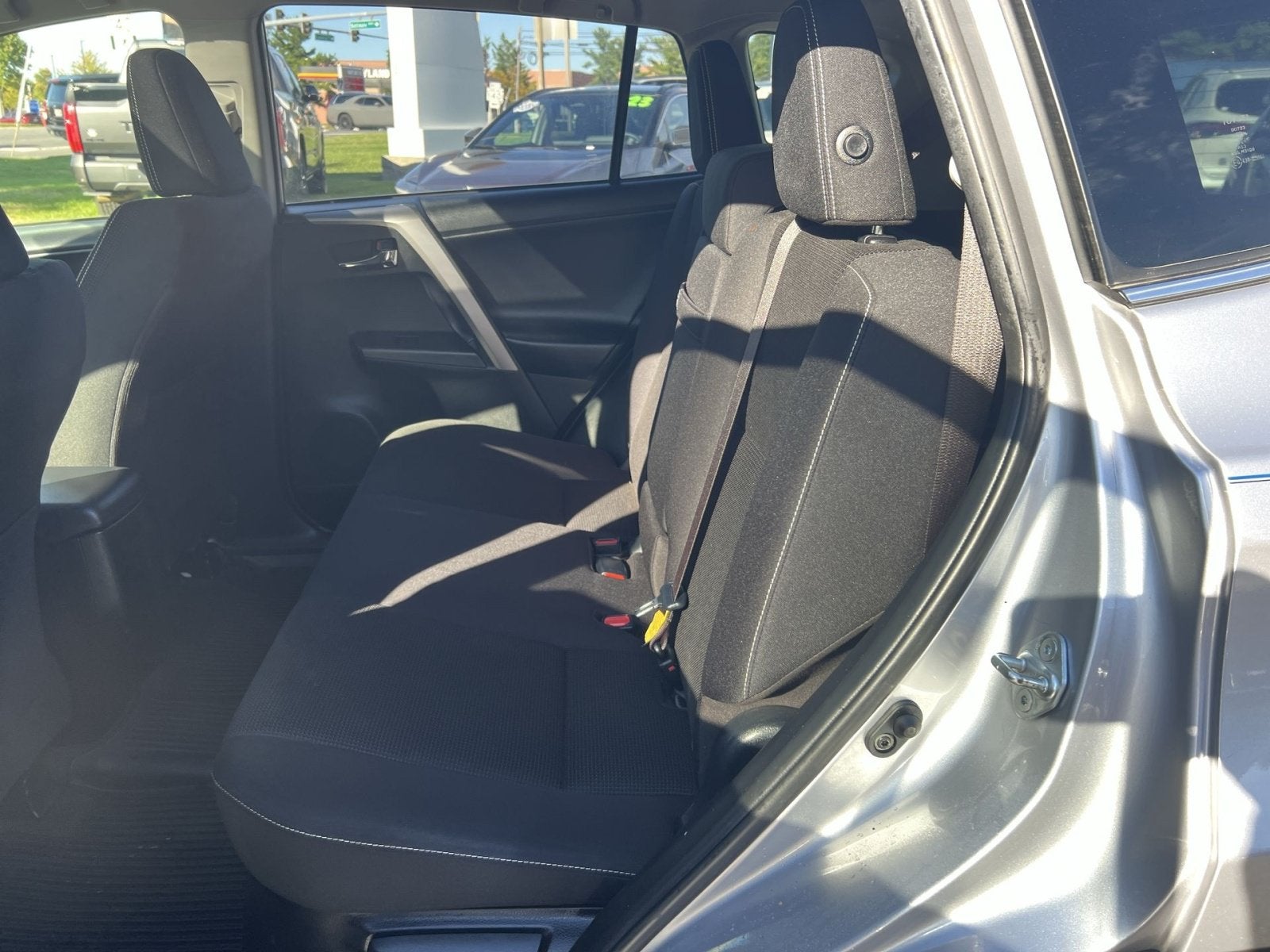 2017 Toyota RAV4 Hybrid XLE