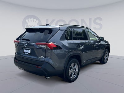 2024 Toyota RAV4 Hybrid XLE