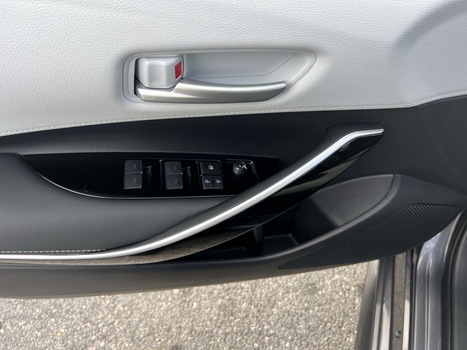 2024 Toyota Corolla Hatchback XSE