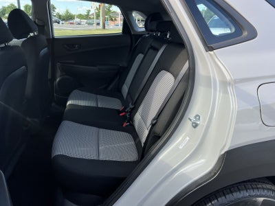 2023 Hyundai Kona SE