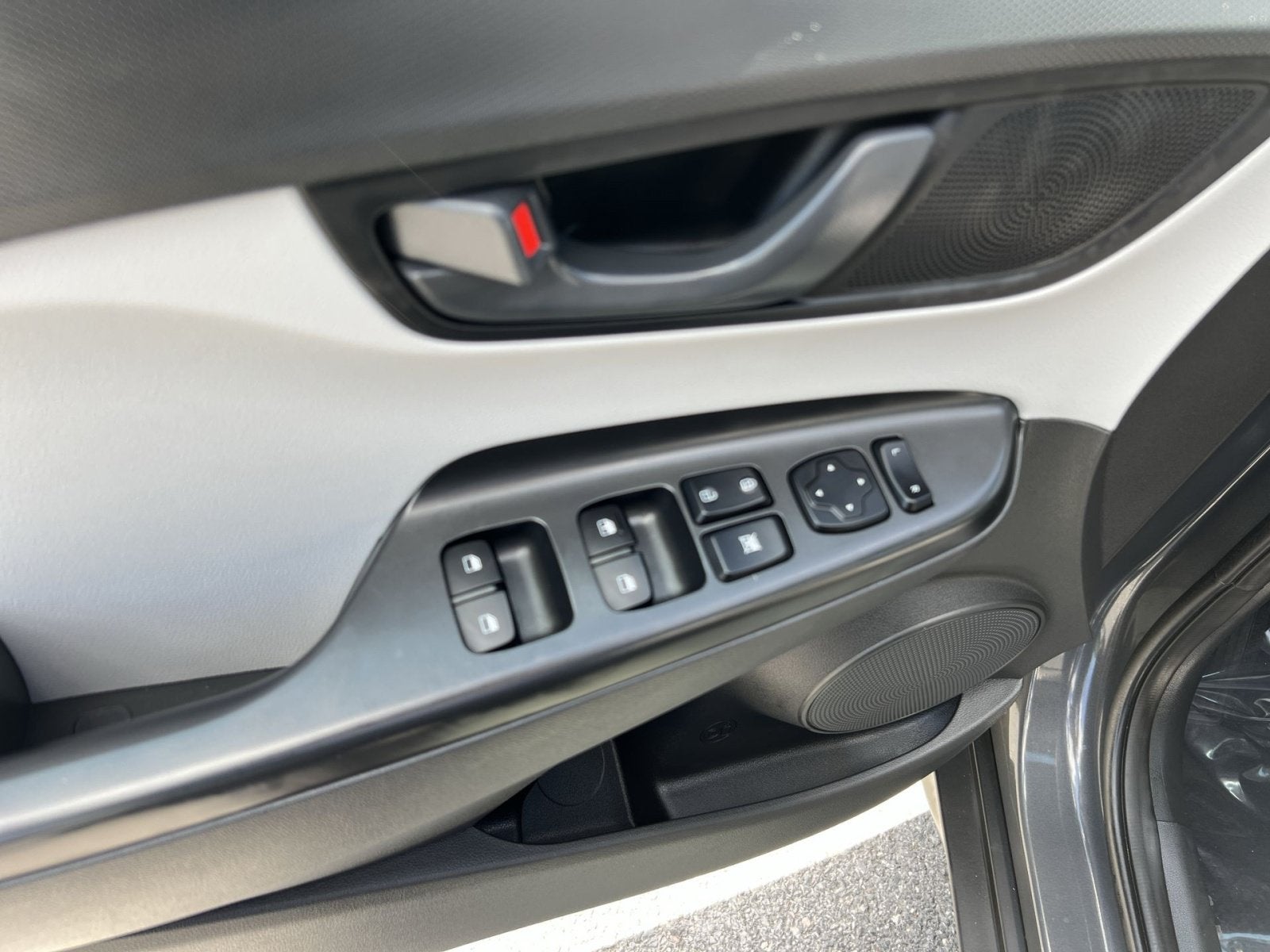 2023 Hyundai Kona SE