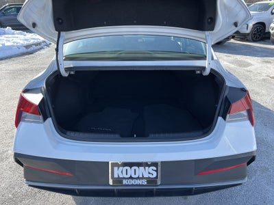 2024 Hyundai Elantra SEL