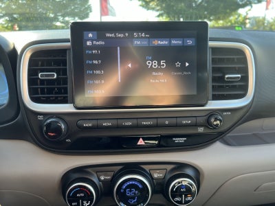 2023 Hyundai Venue SEL