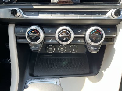 2023 Genesis G70 2.0T