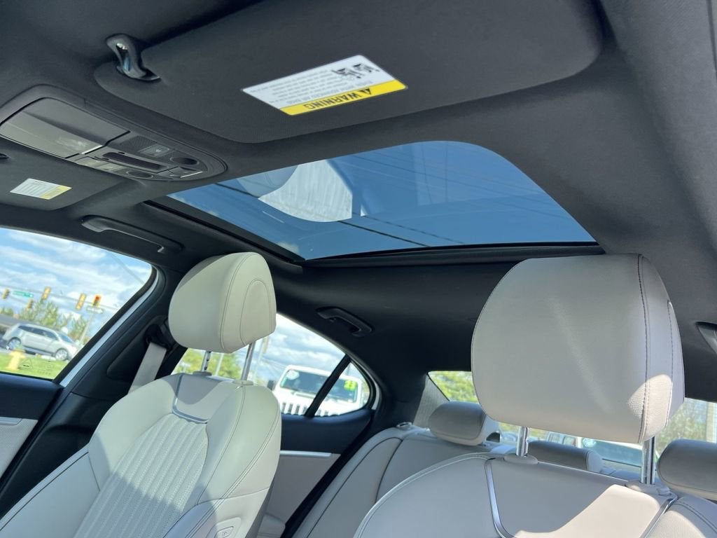 2023 Genesis G70 2.0T