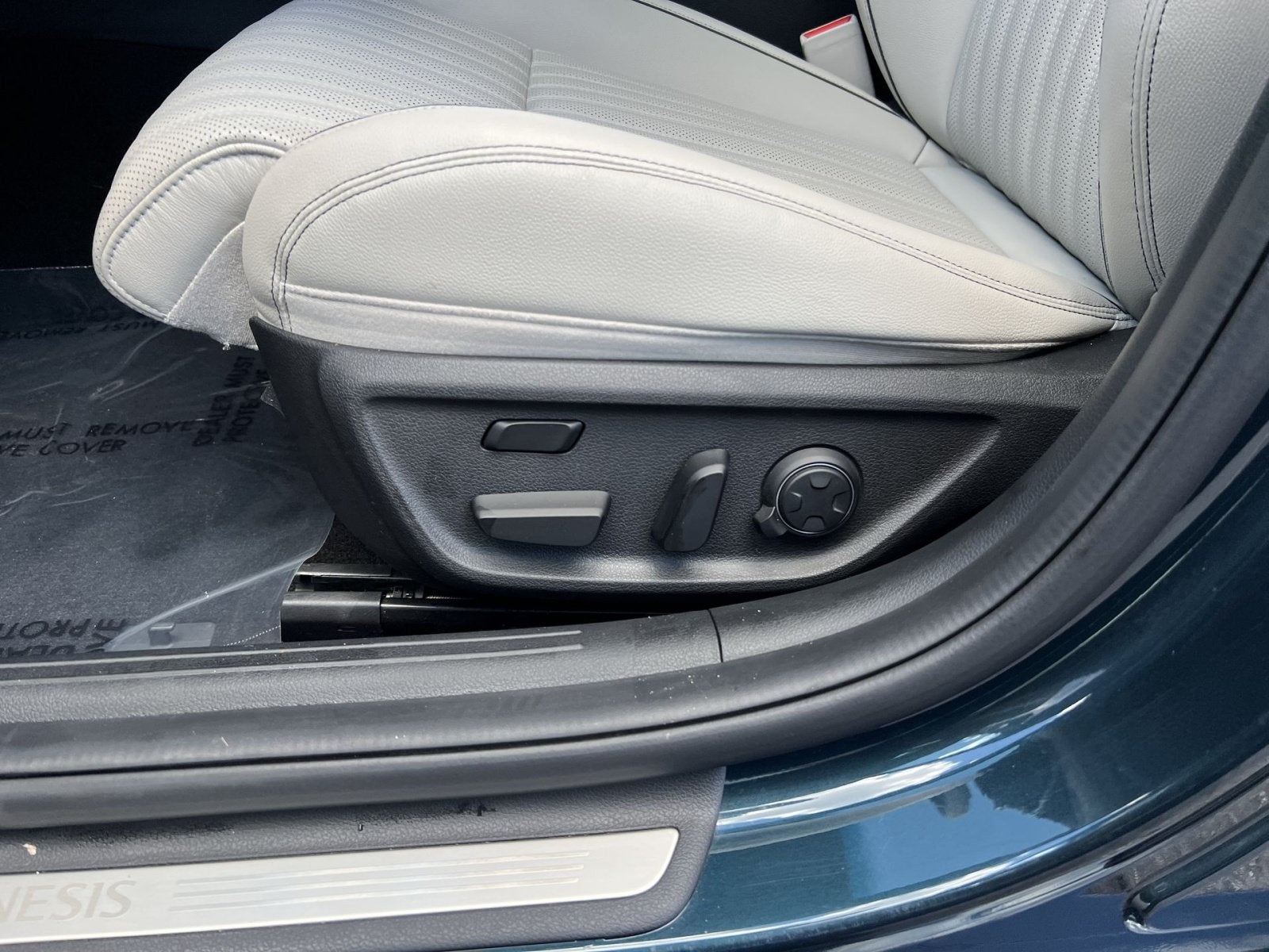 2023 Genesis G70 3.3T