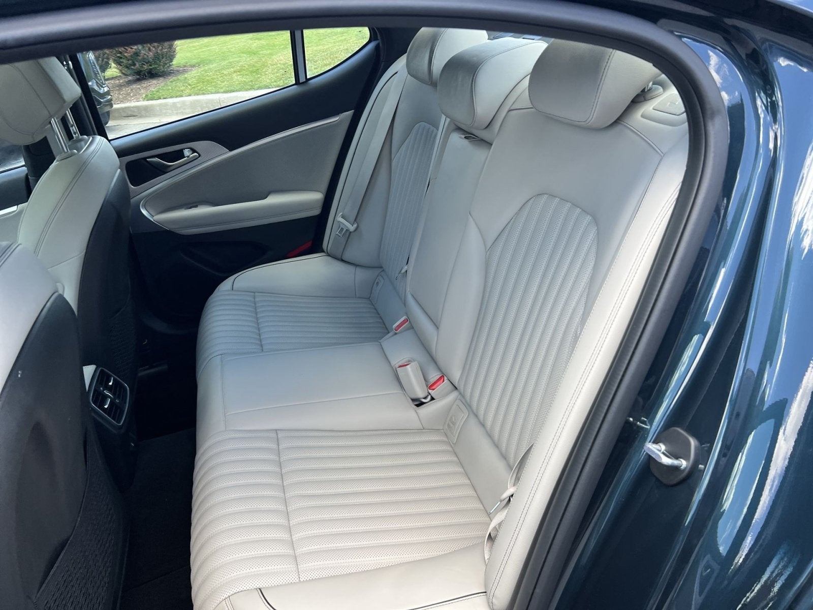 2023 Genesis G70 3.3T