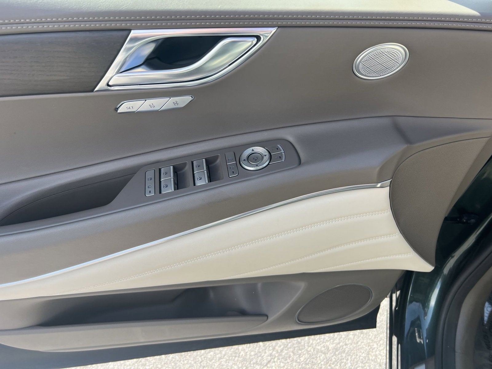 2024 Genesis GV80 2.5T