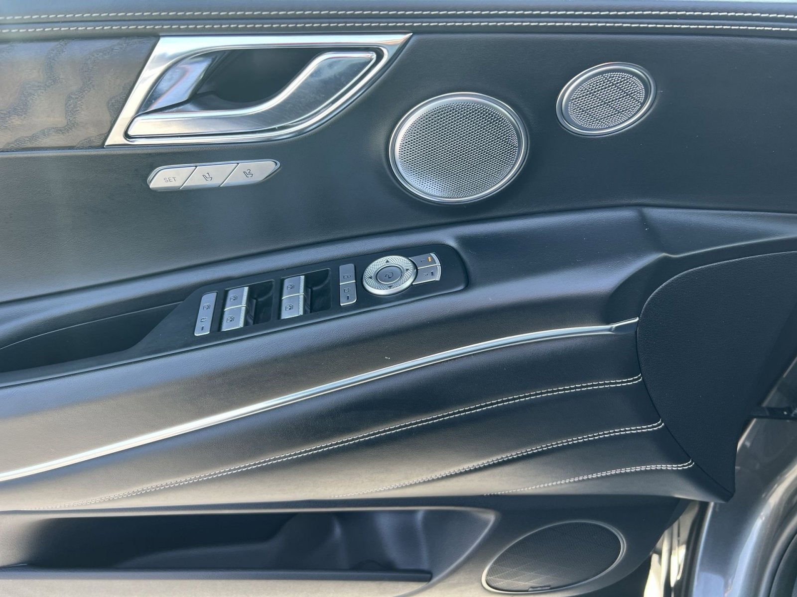 2022 Genesis GV80 2.5T