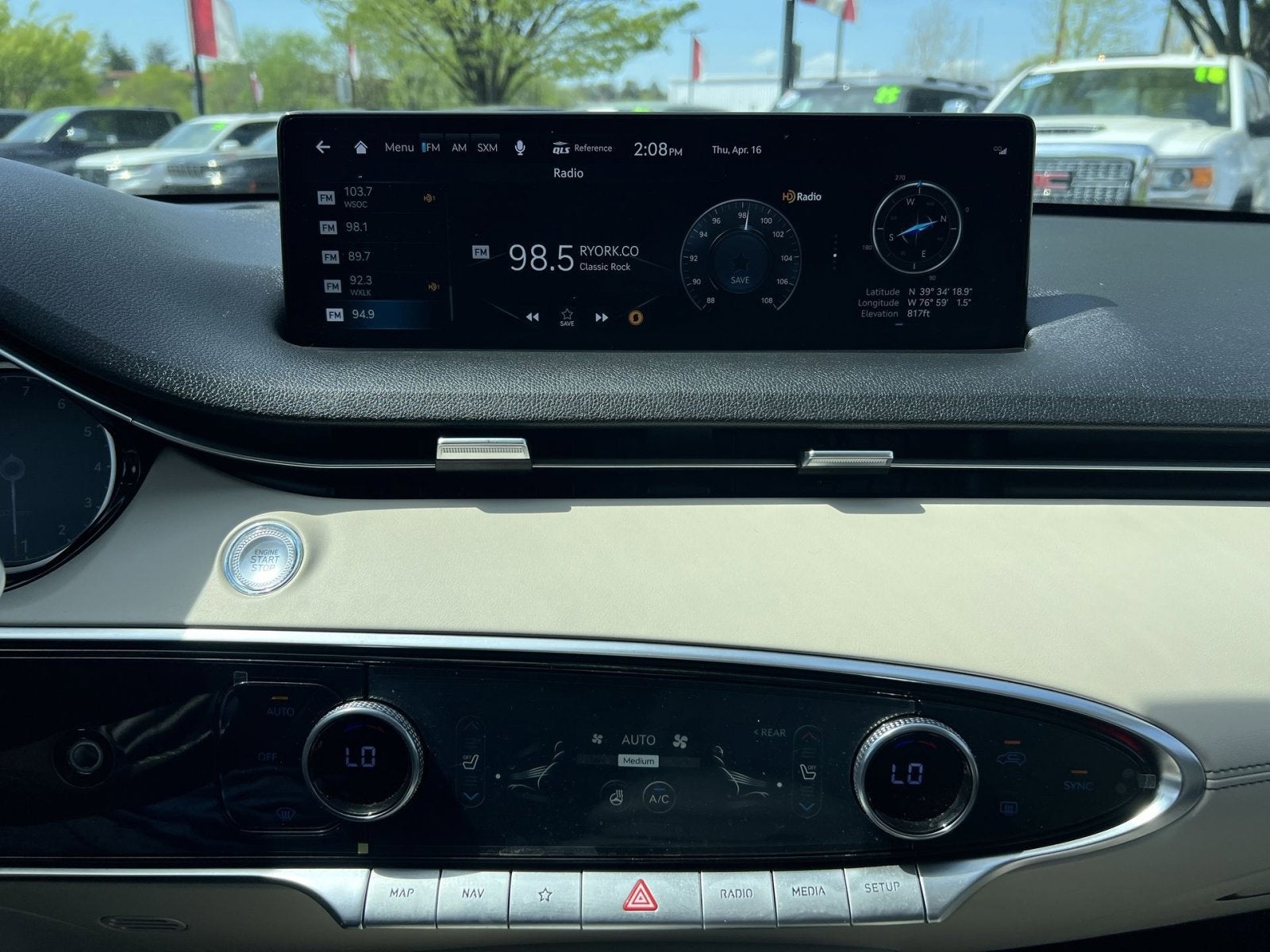 2023 Genesis GV70 2.5T