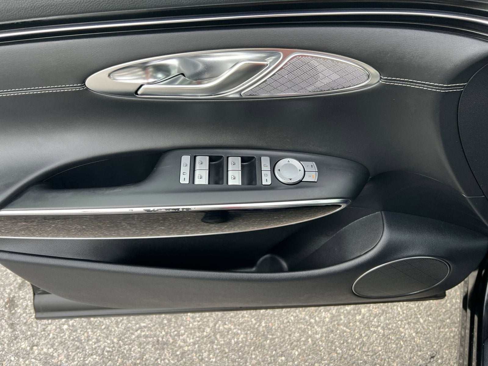 2023 Genesis GV70 2.5T