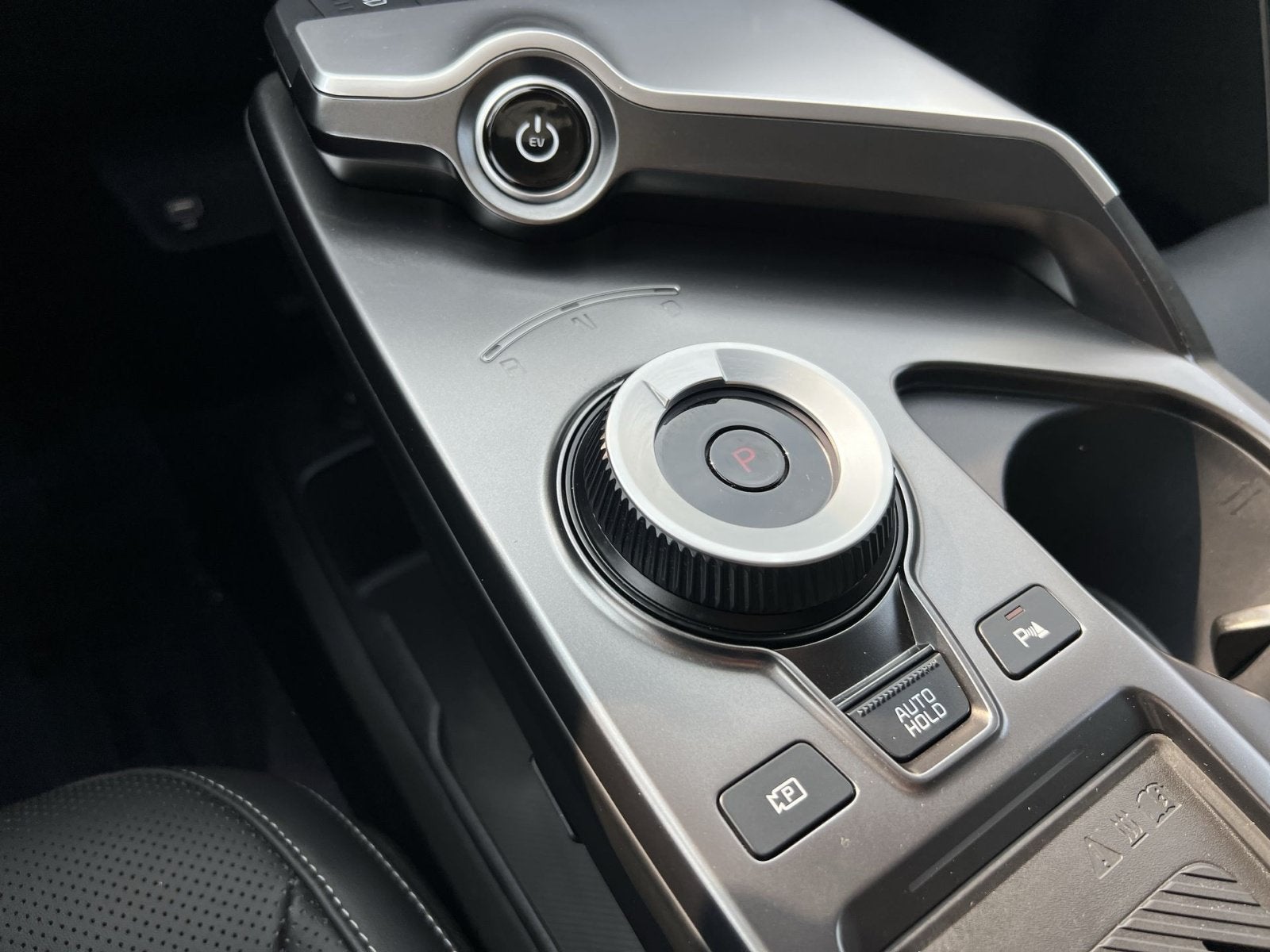 2022 Kia EV6 Wind