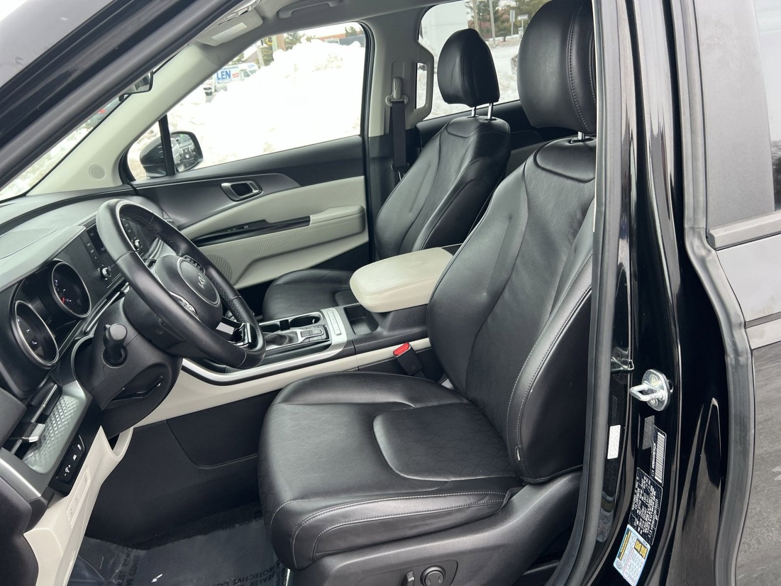 2022 Kia Carnival LXS