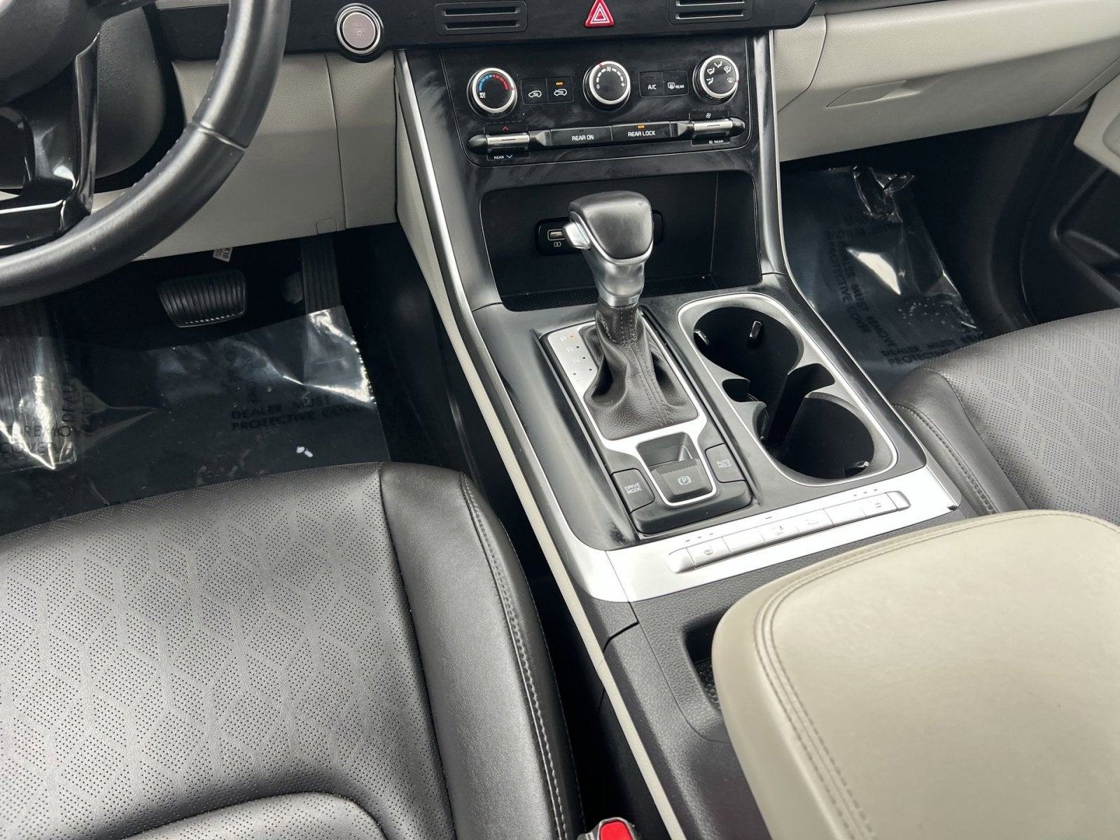 2022 Kia Carnival LXS