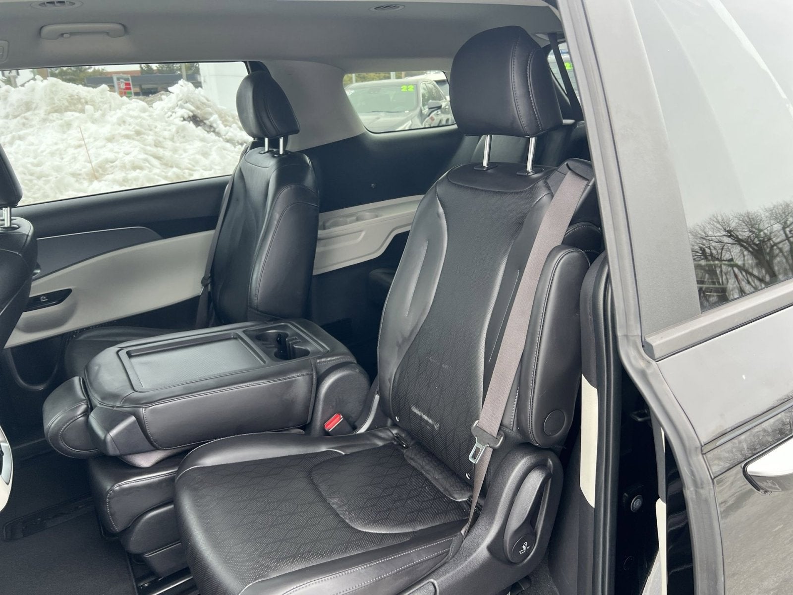 2022 Kia Carnival LXS