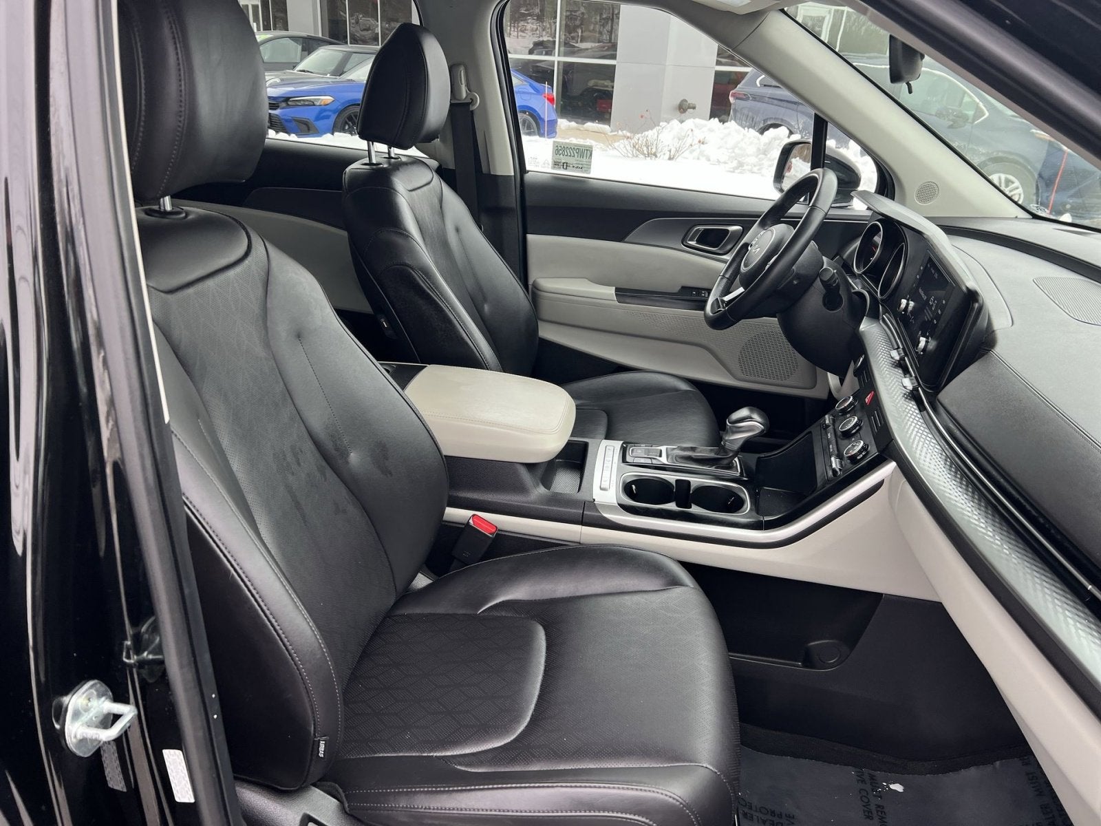 2022 Kia Carnival LXS