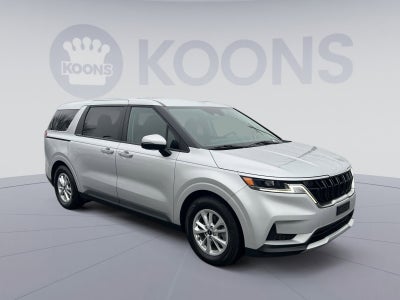 2023 Kia Carnival LX