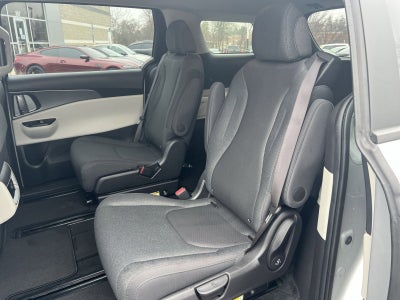 2023 Kia Carnival LX