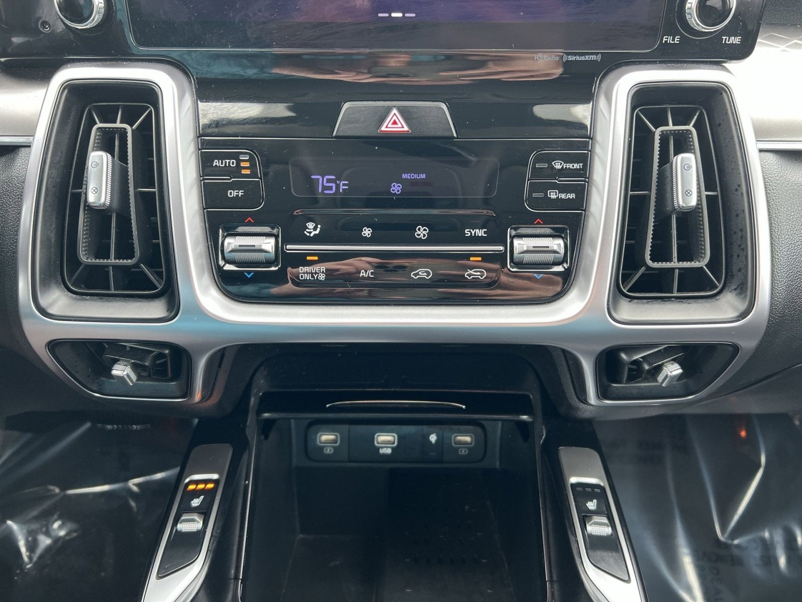 2023 Kia Sorento Hybrid EX